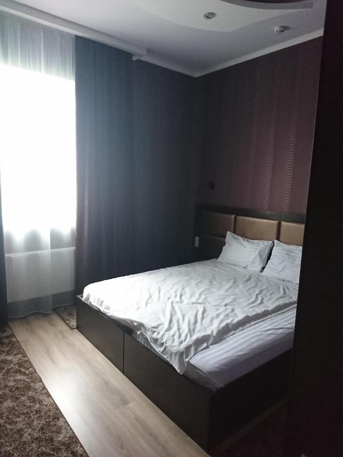 Mishel Plus Hotel Kharkiv Exterior photo