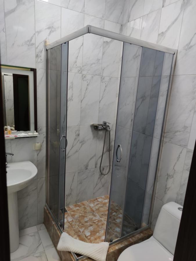 Mishel Plus Hotel Kharkiv Exterior photo